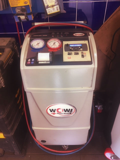 přístroj na údržbu klimatizace vozidla - AutoPneu Novák